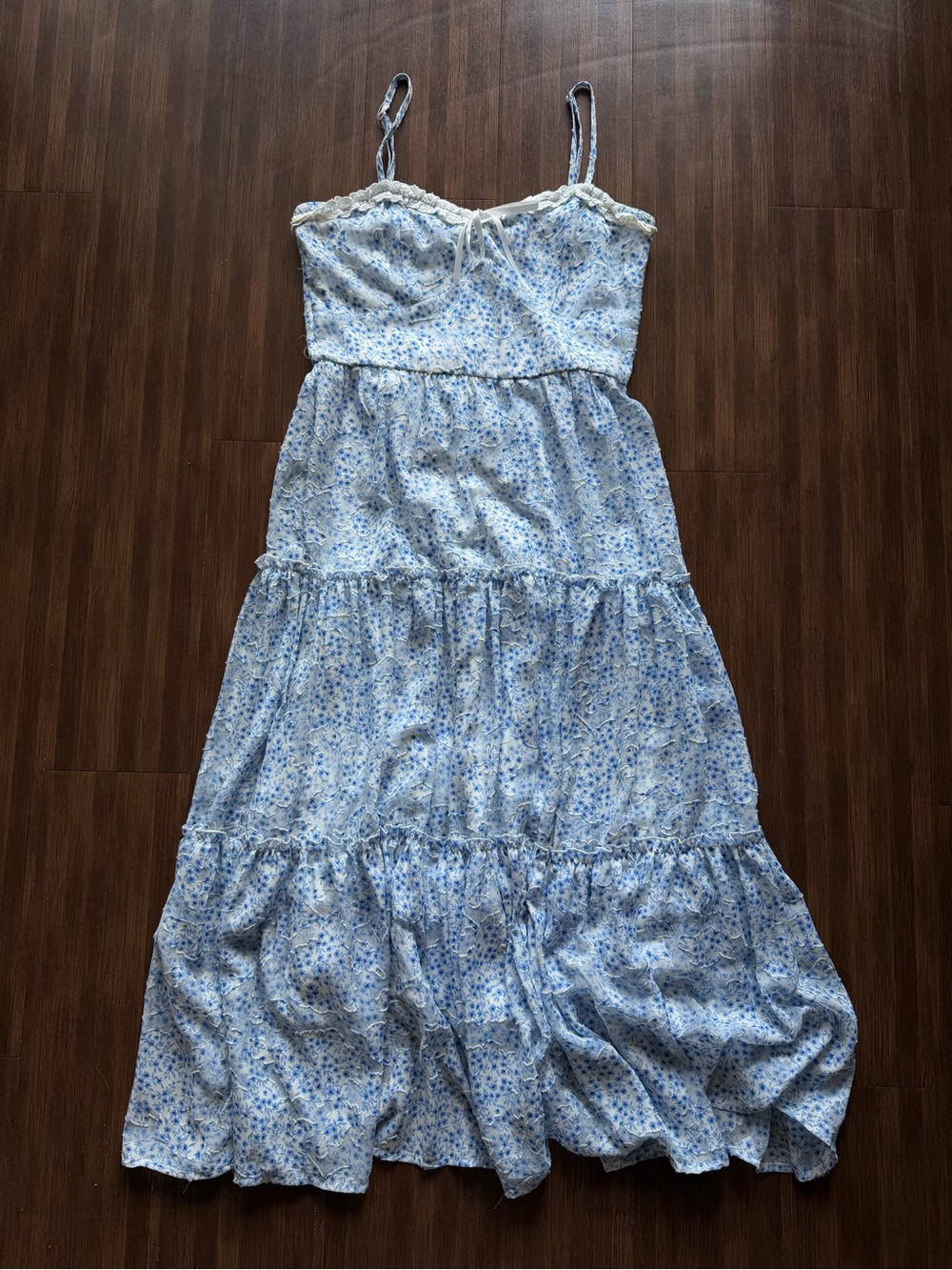 Francesca's Collections Light Blue Floral dress